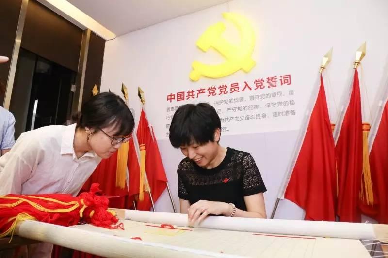 玩撞三国